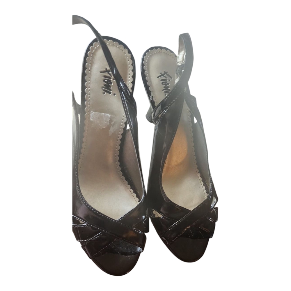 Fioni Stylish Black Heels Size 6.5 NWOT